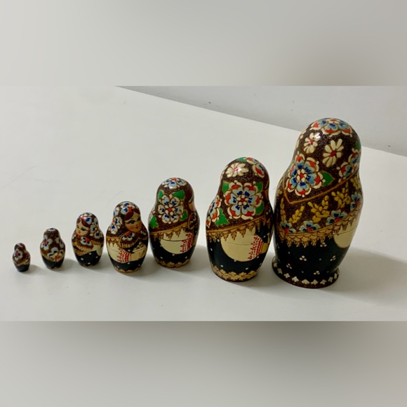 Vtg Soviet Era USSR Russian Female 7 Generation Textured Matryoshka Dolls - Picture 13 of 16